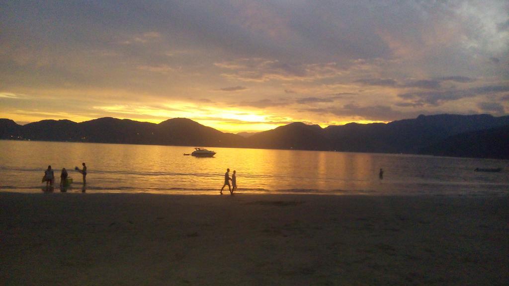Pousada Na Praia Ubatuba Extérieur photo